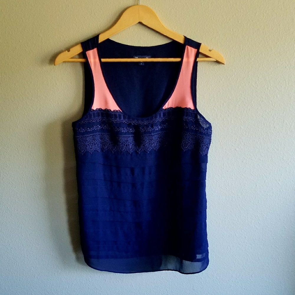 NWOT GAP shirt